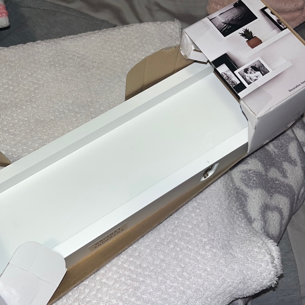 hanging shelf